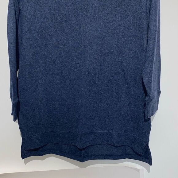Cuddl Duds Women's Navy Blue Crew Neck High Low Pullover Sleep shirt Size XS NWT - Picture 2 of 9